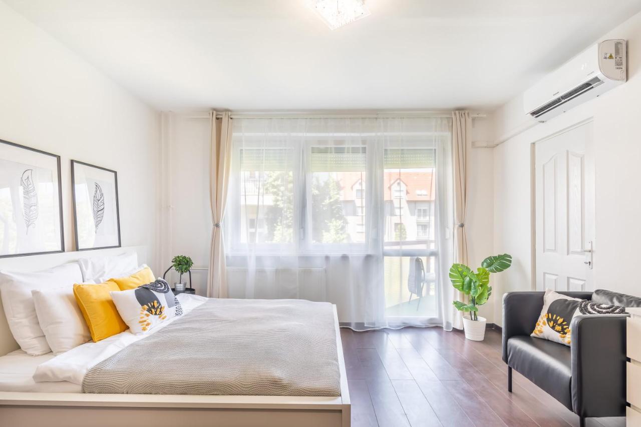 Appartement Sunny Balcony - Cute And Cozy à Budapest Extérieur photo