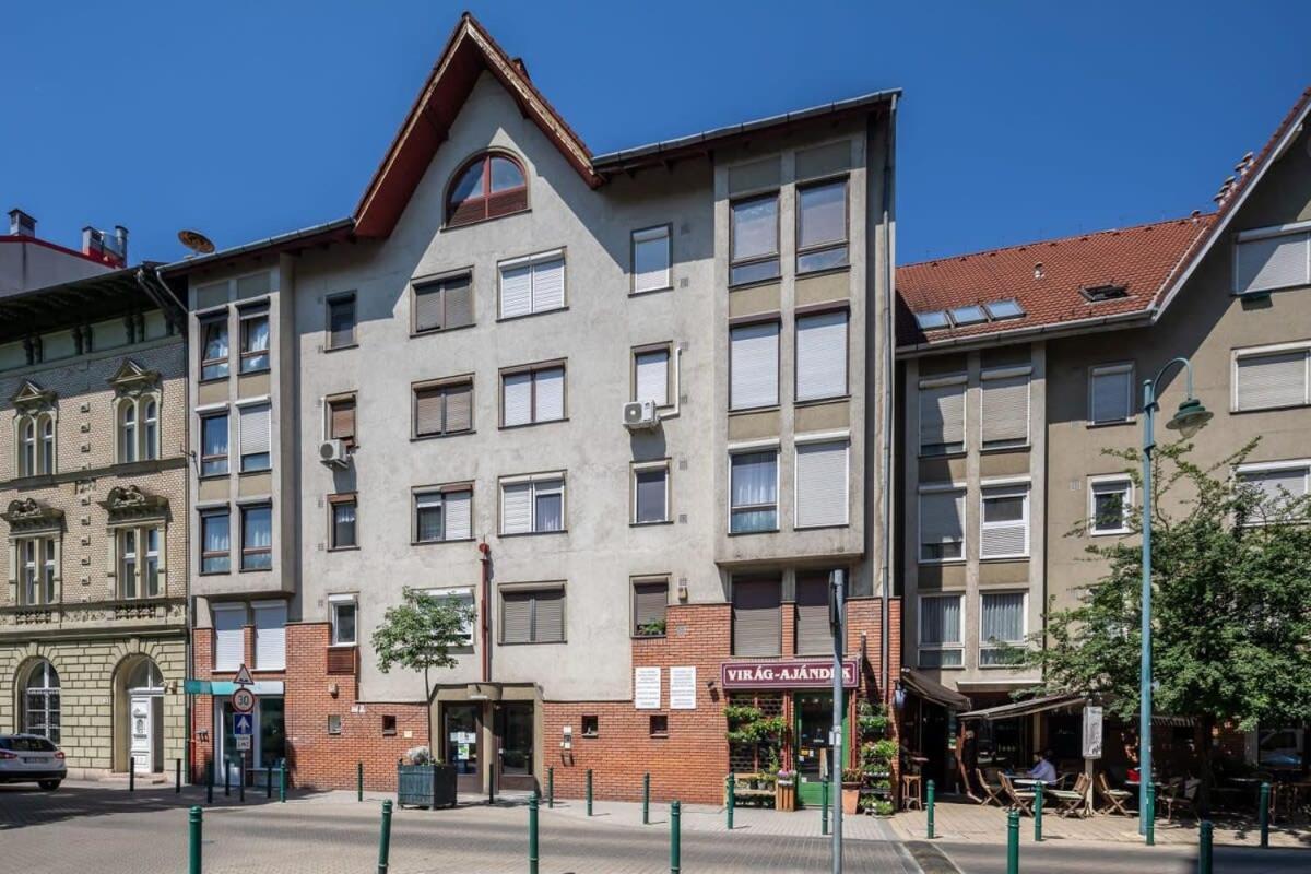 Appartement Sunny Balcony - Cute And Cozy à Budapest Extérieur photo